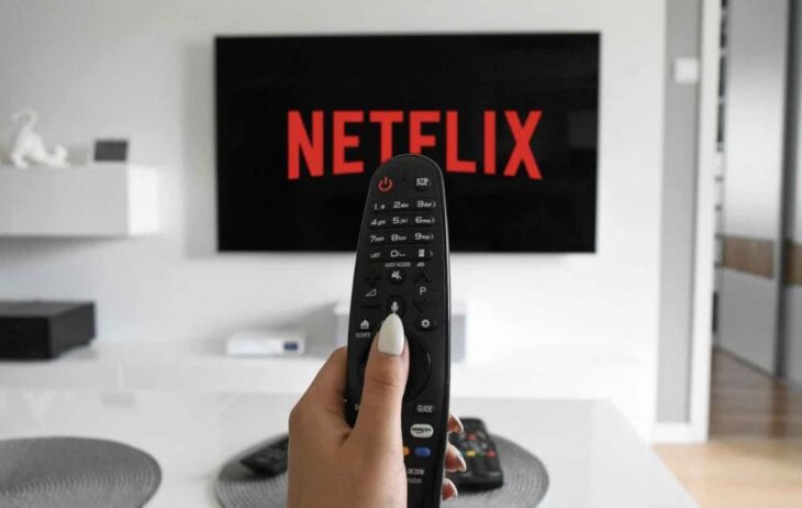 Netflix anuncia taxa extra para compartilhamento de contas no