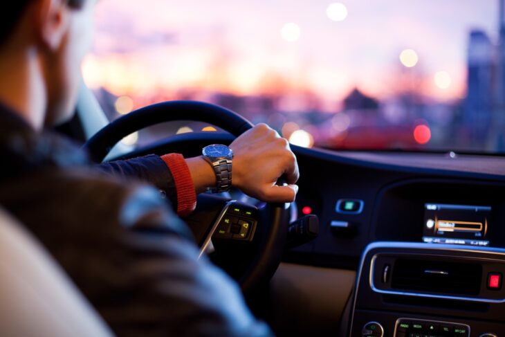 Conselho regulamenta crédito para taxistas e motoristas de app
