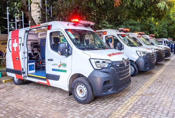 Hospitais recebem 10 ambulâncias para pacientes de alto risco