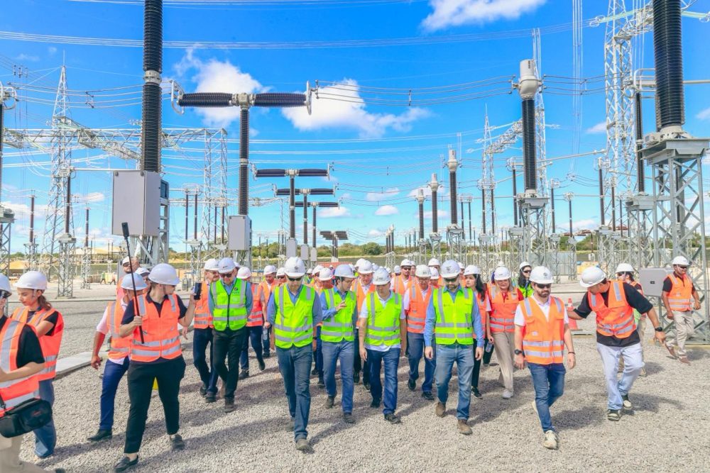Rafael visita linha de transmissão que ampliará distribuição de energia renovável
