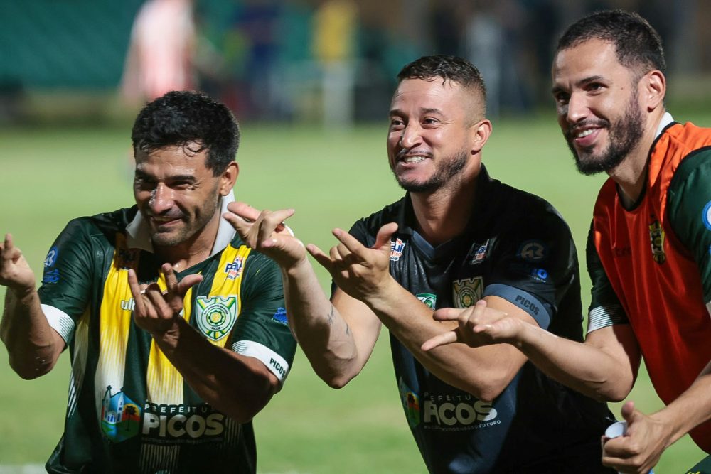 SEP goleia e garante vaga antecipada nas semifinais